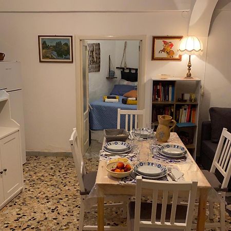 Tumhouse Villa Ceglie Messapica Bagian luar foto